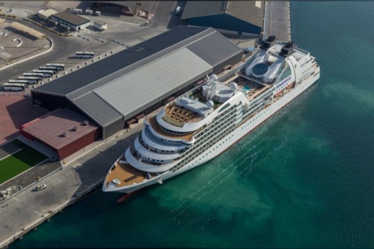السياحة البحرية في أبوظبي تستقطب اكثر من 400 الف زائرفي 2019