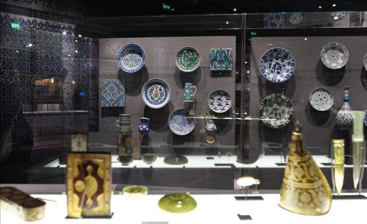 تقرير.. متحف اللوفر فى باريس .. نصف معروضاته آثار إسلامية