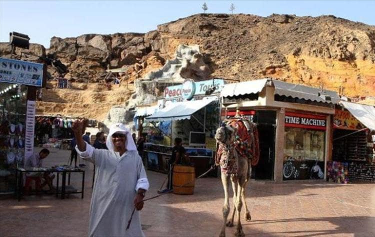 مصر تقتفي أثر السياحة الروسية الوافدة بعد توقف 3 سنوات (تقرير)