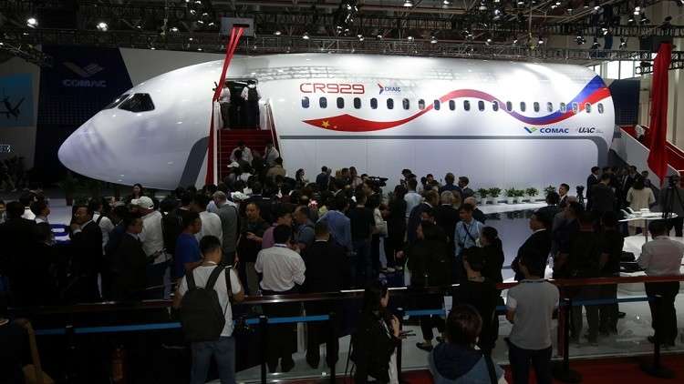 شركة روسية تصمم نموذجا لعجلات طائرة الركاب الروسية الصينية البعيدة المدى