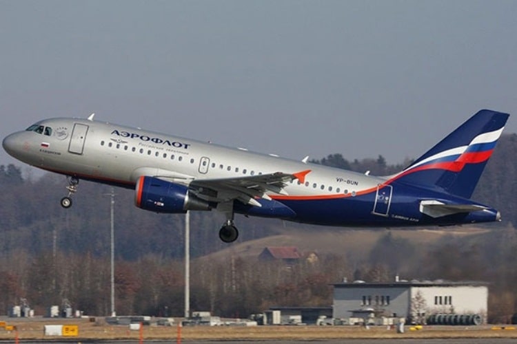 طائرة ركاب روسية تصل إلى سانيا الصينية بعد هبوط اضطراري