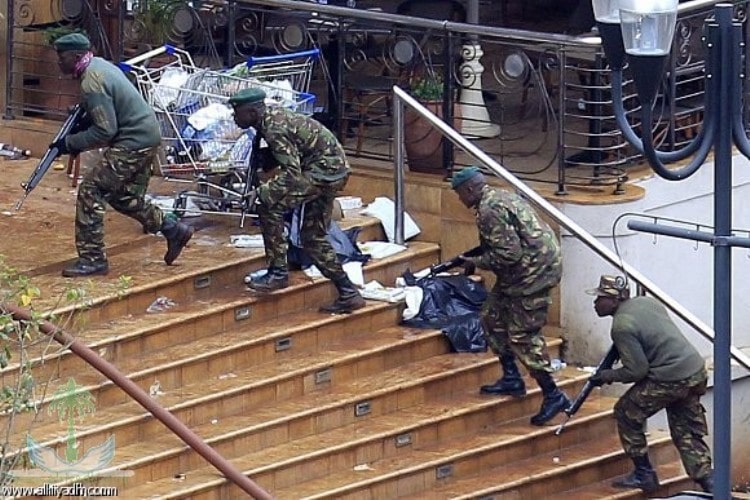 ارتفاع عدد ضحايا الهجوم على فندق في العاصمة الصومالية إلى 39 قتيلاً