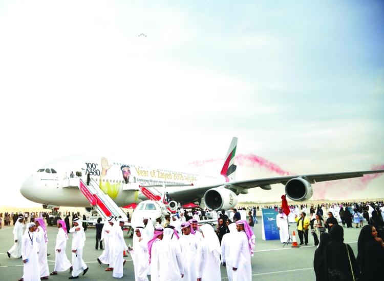  طائرة الإمارات الإيرباص A380 تستقطب 11 ألف زائر في معرض البحرين للطيران