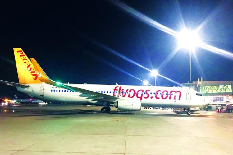 مطار الشارقة يستقبل أول رحلة لطيران «بيجاسوس» التركية