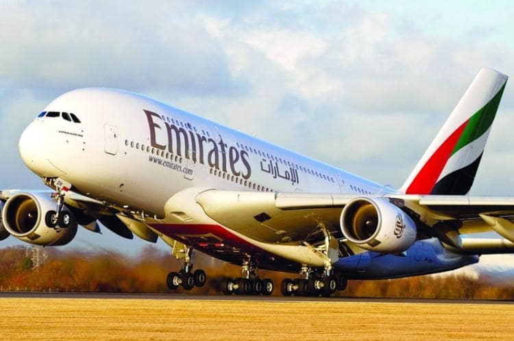 طيران الإمارات تبدأ تسلم دفعة جديدة من «العملاقة» إيرباص إيه 380