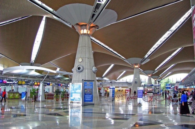 89.8 ملايين مسافر عبر مطارات ماليزيا خلال 11 شهر