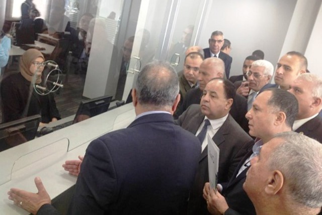 وزير المالية يتفقد تجهيزات مركز الخدمات اللوجيستية بمطار القاهرة الدولي تمهيداً لافتتاحه