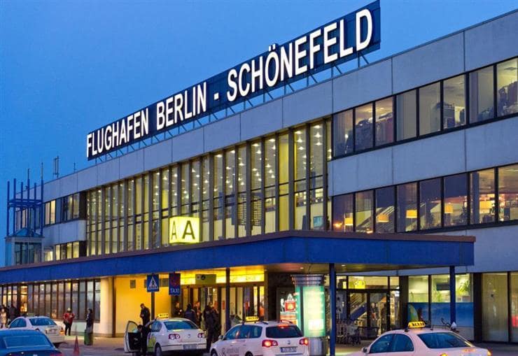 مطاري برلين يشهدان إلغاء مئات الرحلات الجوية بسبب إضراب الأمن