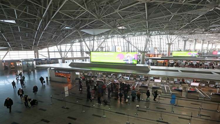 الباكر: القطرية بصدد شراء 25 % من أحد مطارات موسكو