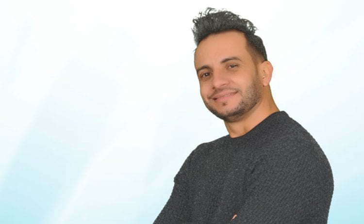 بالفيديو .. حمدي تولوز يطرح أغنيتين جديدتين ويسجل ألبوما من 35 أغنية