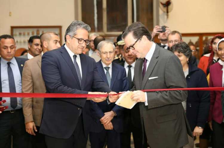 وزير الآثار يفتتح معرضاً عن حفائر البعثة الفرنسية-الإيطالية بالفيوم بمتحف التحرير
