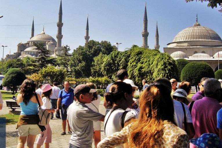 سياحة تركيا أعلنت استعدادها لاستقبال السياح الأوكرانيين بدءا من 1 يوليو القادم ،و فتح حدودها أمام السياح الأجانب