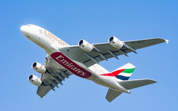 طيران الإمارات تشترى 70 طائرة إيرباص بـ 21.4 مليار دولار