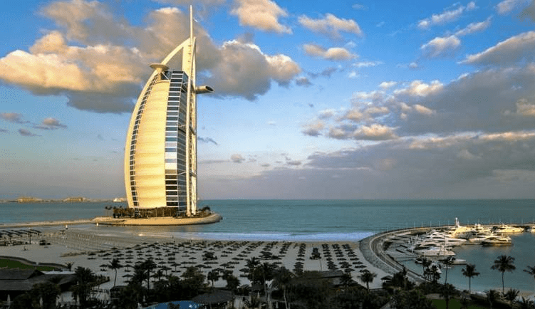 دبي ضمن أفضل 10 وجهات سياحية في آسيا
