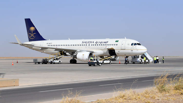 السعودية تعلق جميع رحلاتها الجوية إلى السودان
