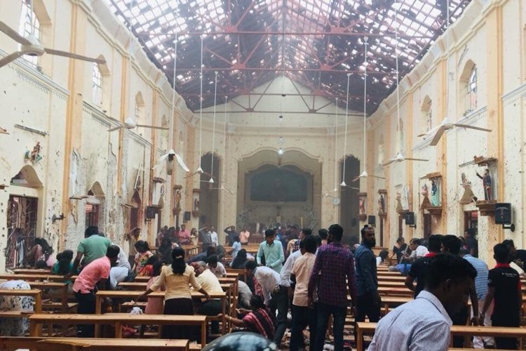أكثر من 550 قتيل وجريح بتفجيرات استهدفت كنائس وفنادق في سريلانكا خلال احتفالات عيد الفصح
