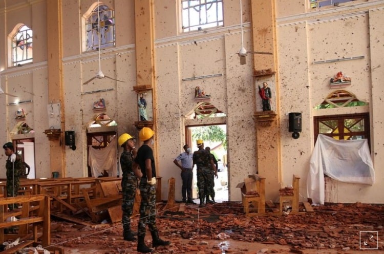 ارتفاع عدد ضحايا تفجيرات سريلانكا إلى 290 قتيل
