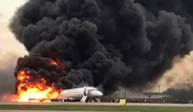 صحيفة روسية : خطأ الطيار الفرضية الأقرب وراء كارثة طائرة 