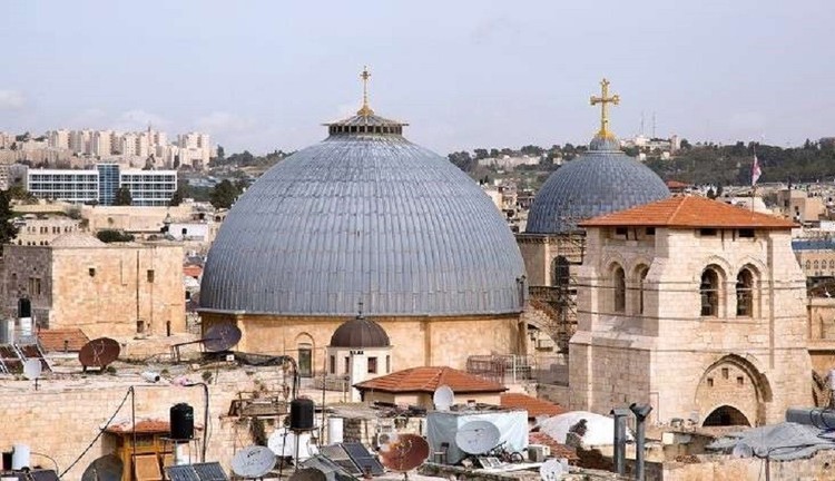 كنائس القدس الثلاث تتفق على إعادة ترميم كنيسة القيامة بعشرات ملايين الدولارات