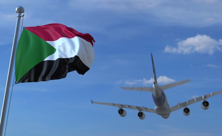 مطار الخرطوم يشهد زحاماً شديداً بسبب إضراب الطيارين