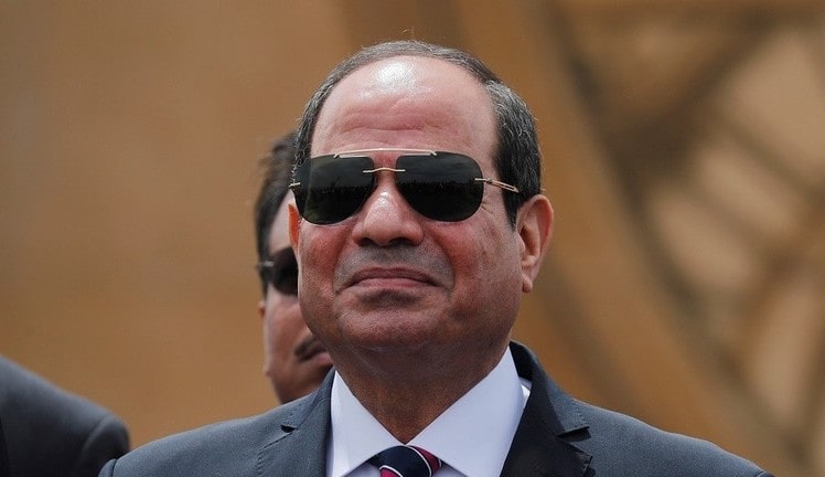 بالفيديو .. الرئيس المصرى يفتتح أعرض جسر في العالم 
