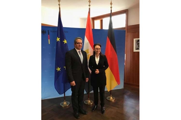 وزير الاثار المصرى ووزيرة الثقافة الالمانية يناقشان المشروعات المشتركة بين البلدين