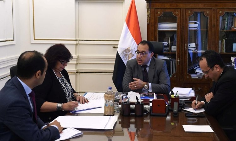 رئيس الوزراء يناقش مع عبدالدايم أنشطة وزارة الثقافة وجهودها الهادفة لبناء الإنسان المصرى