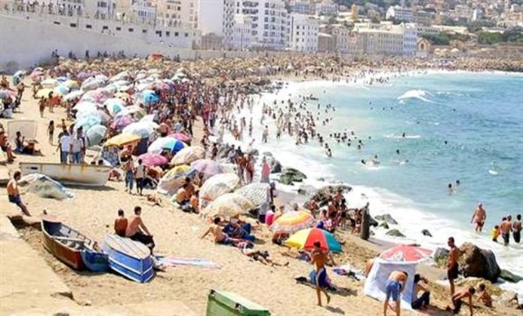 62 شاطىء بالجزائر لاستقبال زوار موسم الصيف