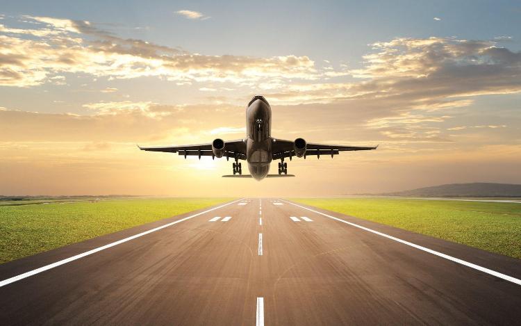 مطار كاناس بشمال غربي الصين يستأنف عملياته التشغيل