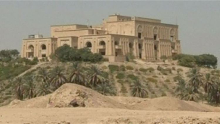 العراق يحول قصرا رئاسيا لصدام الى متحف
