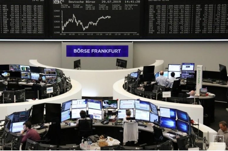 باير ولوفتهانزا الألمانيتين العملاقتين يتسببان فى تراجع الأسهم الأوروبية