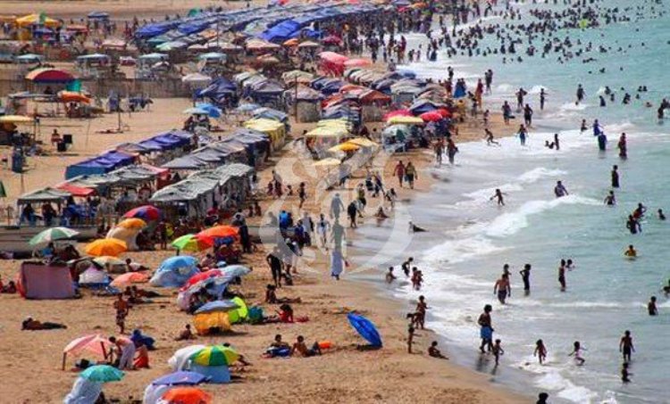 شواطئ الجزائر تستقبل 33 مليون شخص منذ بداية موسم الاصطياف