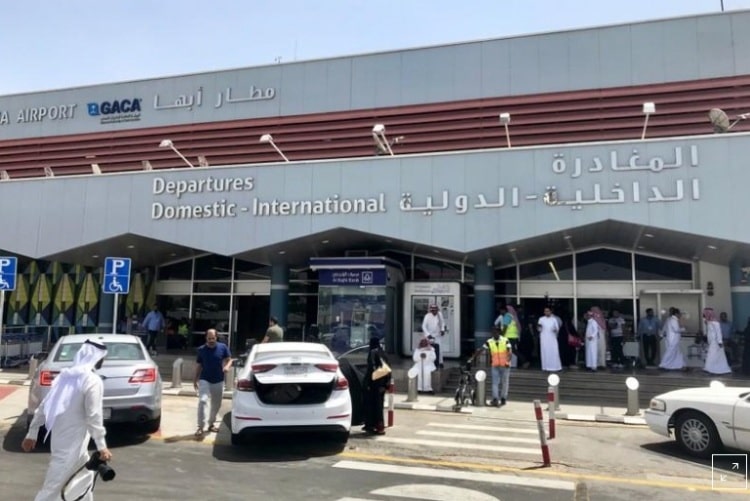 الحوثيون : شن هجوم بطائرات مسيرة على مطار 