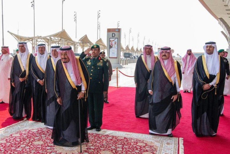 خادم الحرمين يفتتح مطار الملك عبدالعزيز الدولي الجديد بجدة