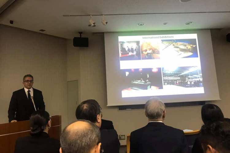 وزير الاثار المصرى يستعرض الاكتشافات الآثرية خلال الفترة الماضية بجامعة واسيدا اليابانية