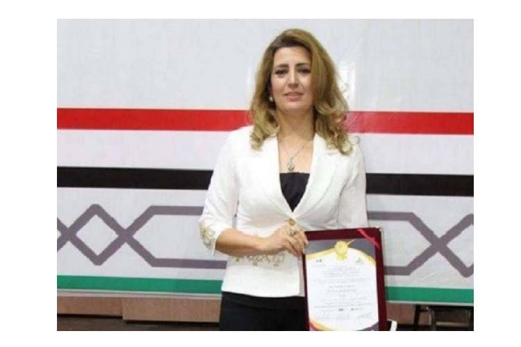 فوز الدكتورة هلا أصلان خبيرة الإيكوموس بجائزة الآثاريين العرب للتفوق العلمى