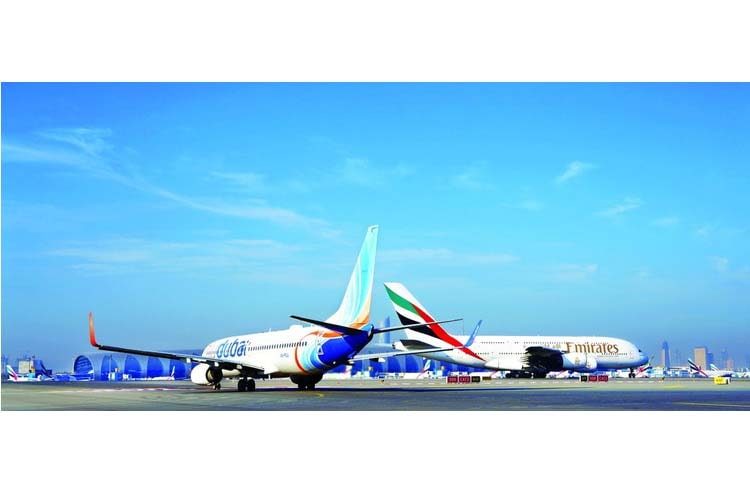 طيران الامارات وفلاي دبي يجددان الشراكة بينهما للعام الثالث