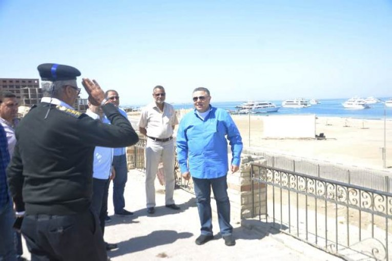 قرارات مهمة لمحافظ البحر الأحمر بمناسبة عطلة عيد الفطر مع غلق الشواطئ امام المواطنين