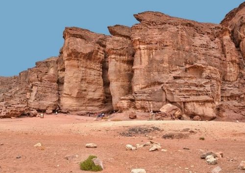 وزيرة السياحة الأردنية تستعرض خطة تطوير منطقة وادي عربة سياحيا