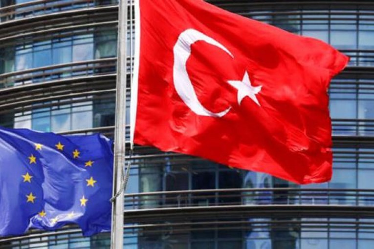السياحة التركية في مأزق.. الاتحاد الأوروبي يبحث حظر السفر خارج حدوده