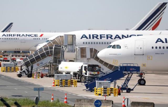 خطوط الطيران الفرنسية إير فرانس تسرح  7580 موظفا بسبب أزمة كورونا
