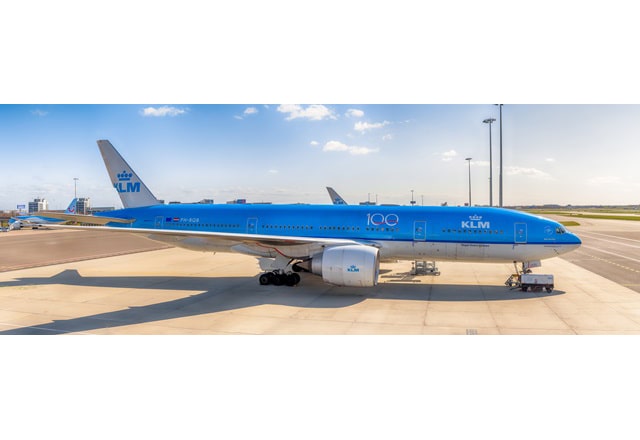 بعد 3 سنوات انقطاع : الخطوط الملكية الهولندية KLM تستأنف رحلاتها الي القاهرة