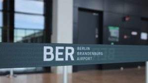 مطار برلين الجديد يستقبل 6 آلاف مسافر يوميًا