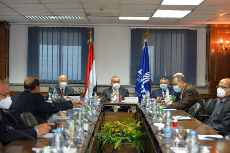 محمد منار وزير الطيران يترأس اجتماع اللجنة العليا للسلامة بمصر للطيران في دورتها العاشرة