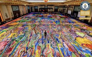 "رحلة الإنسانية" .. أكبر لوحة فنية على القماش في العالم تبصر النور بوصفها رمزاً للتواصل والتعاون البشري