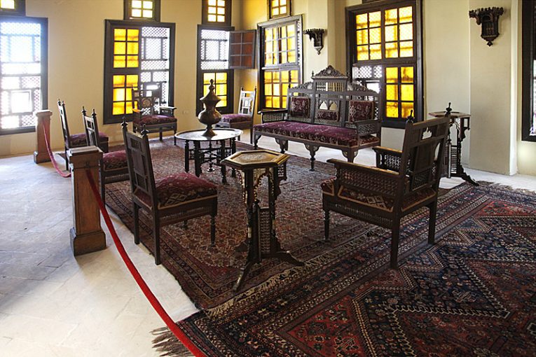 متحف رشيد ينظم ورش تعليمية لطلبة وخريجي كليات الآثار والسياحة والفنادق
