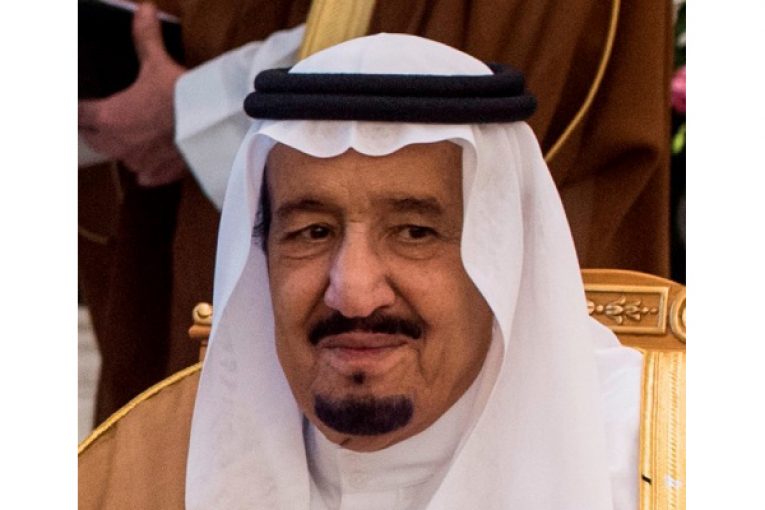 السعودية تقرر مجددا تمديد صلاحية الإقامات وتأشيرات الزيارة و الخروج والعودة آلياً دون مقابل