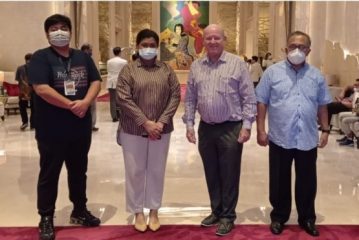 Alain St.Ange, the Seychelles former Tourism, Civil Aviation Minister discusses tourism with Indonesian officials in Jakarta