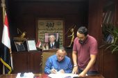 قرارات مهمة للعاملين المؤقتين والمتعاقدين بالمجلس الأعلى للأثار يوقعها الدكتور مصطفي وزيري