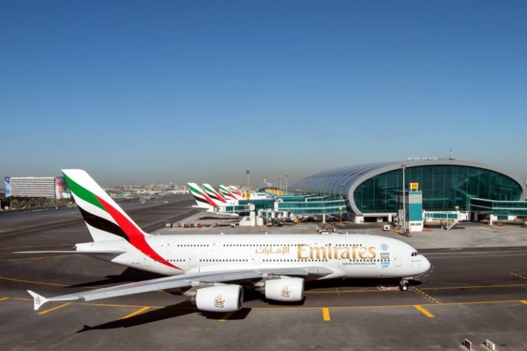 طيران الإمارات وترافلبورت تبرمان عدداً من الاتفاقيات تدعم حركة السفر والسياحة خلال موسم الصيف